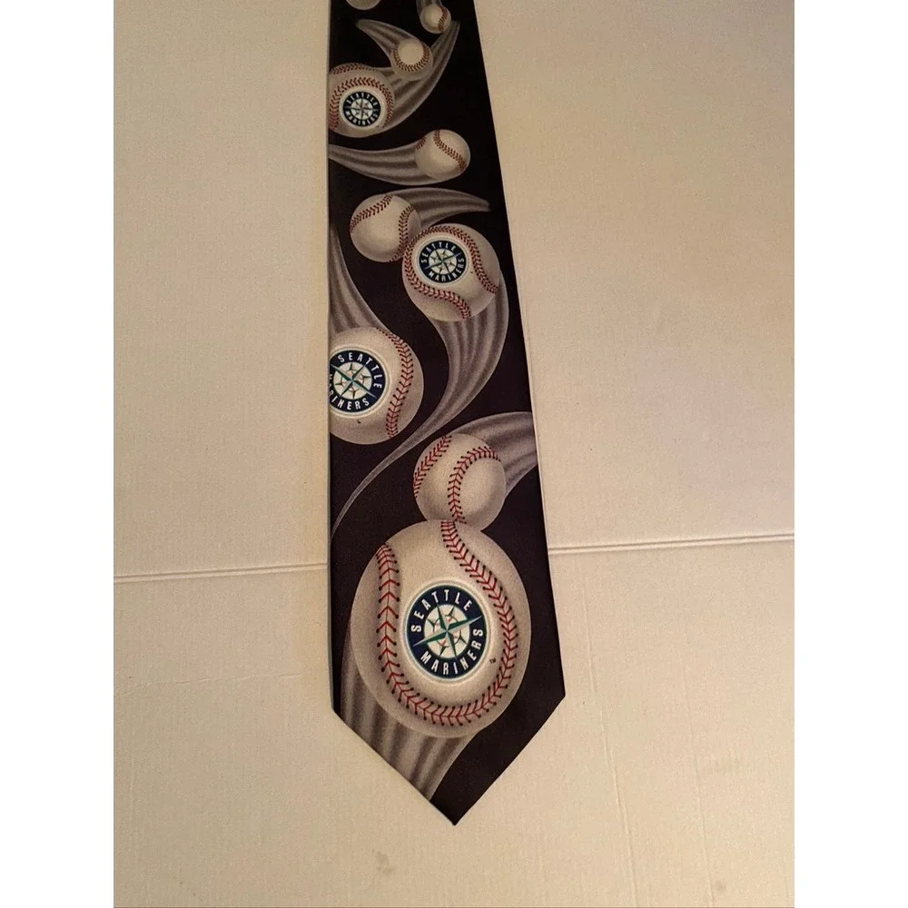 Ralph Marlin Seattle Mariners Curve Ball MLB Necktie Black Baseball 2003 251355